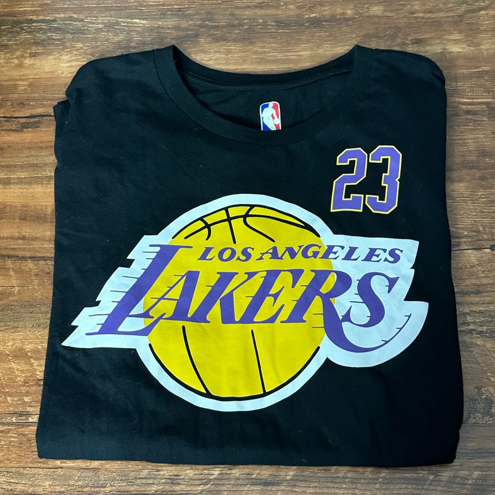 Los Angeles Lakers Women’s T-Shirt